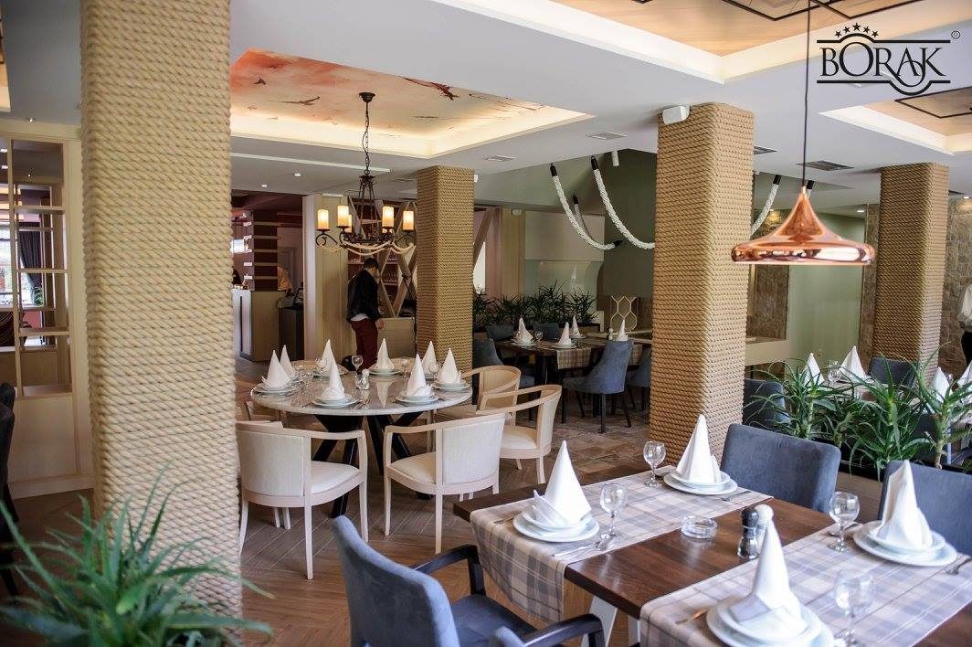 Restoran Vrelo Borak — interior
