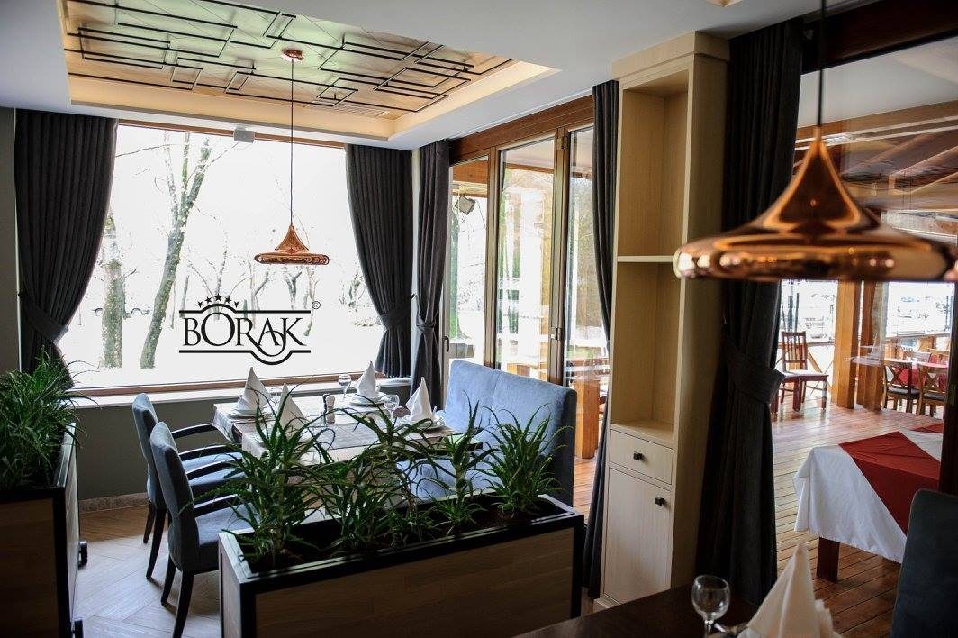 Restoran Vrelo Borak — exterior