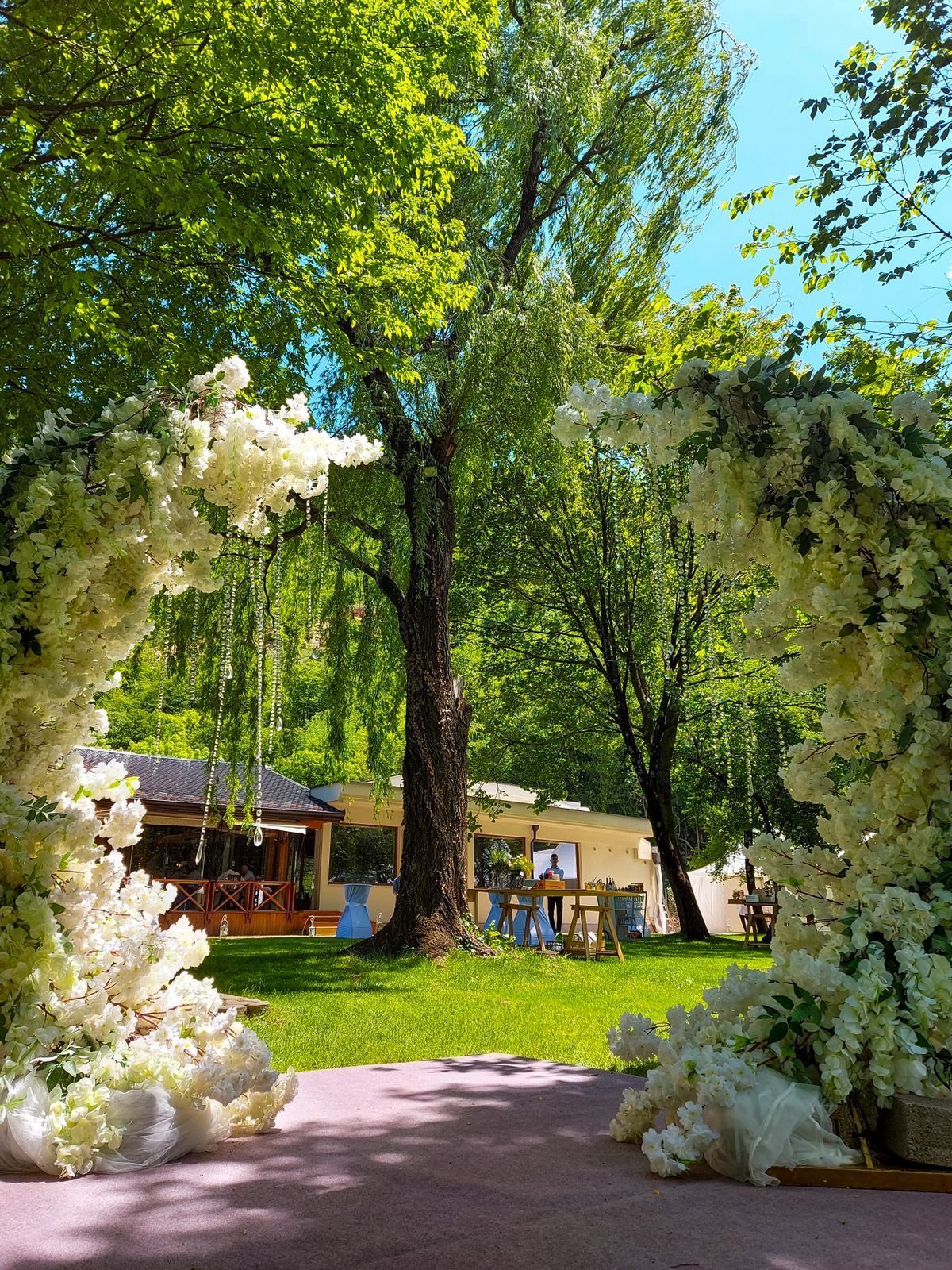 Wedding at Restoran Vrelo Borak — photograph 12